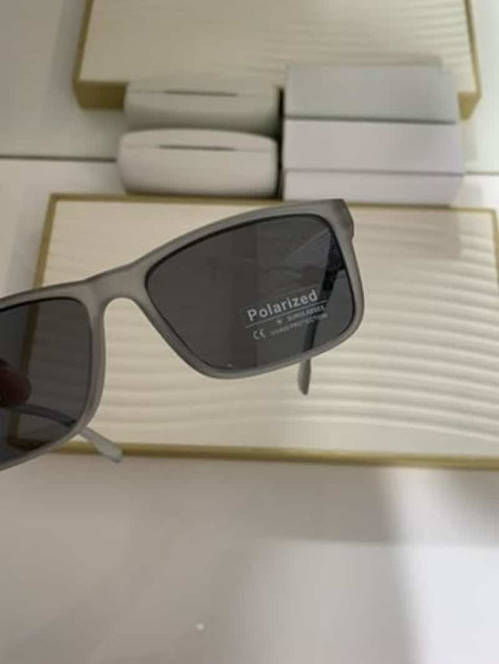 Carrera_1002_grey