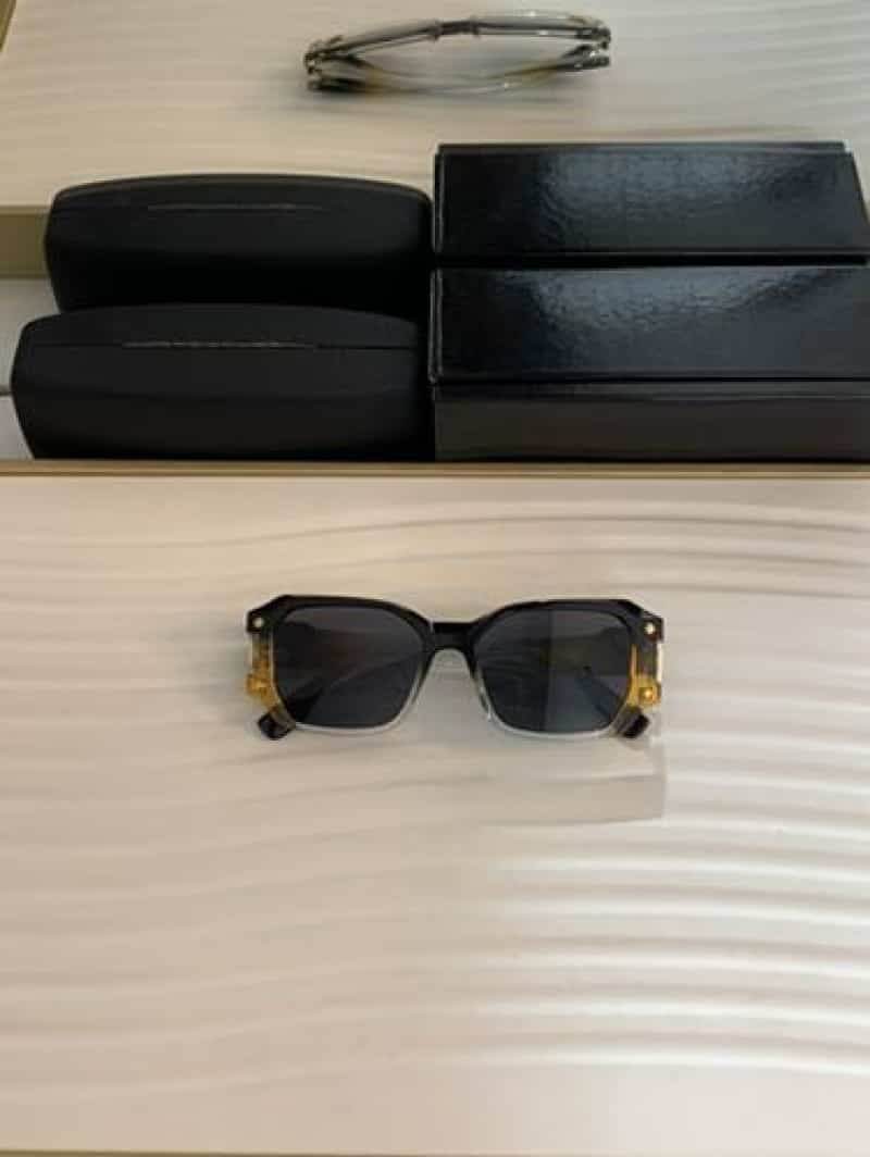 Ver_$4Ce_144_black_yellow