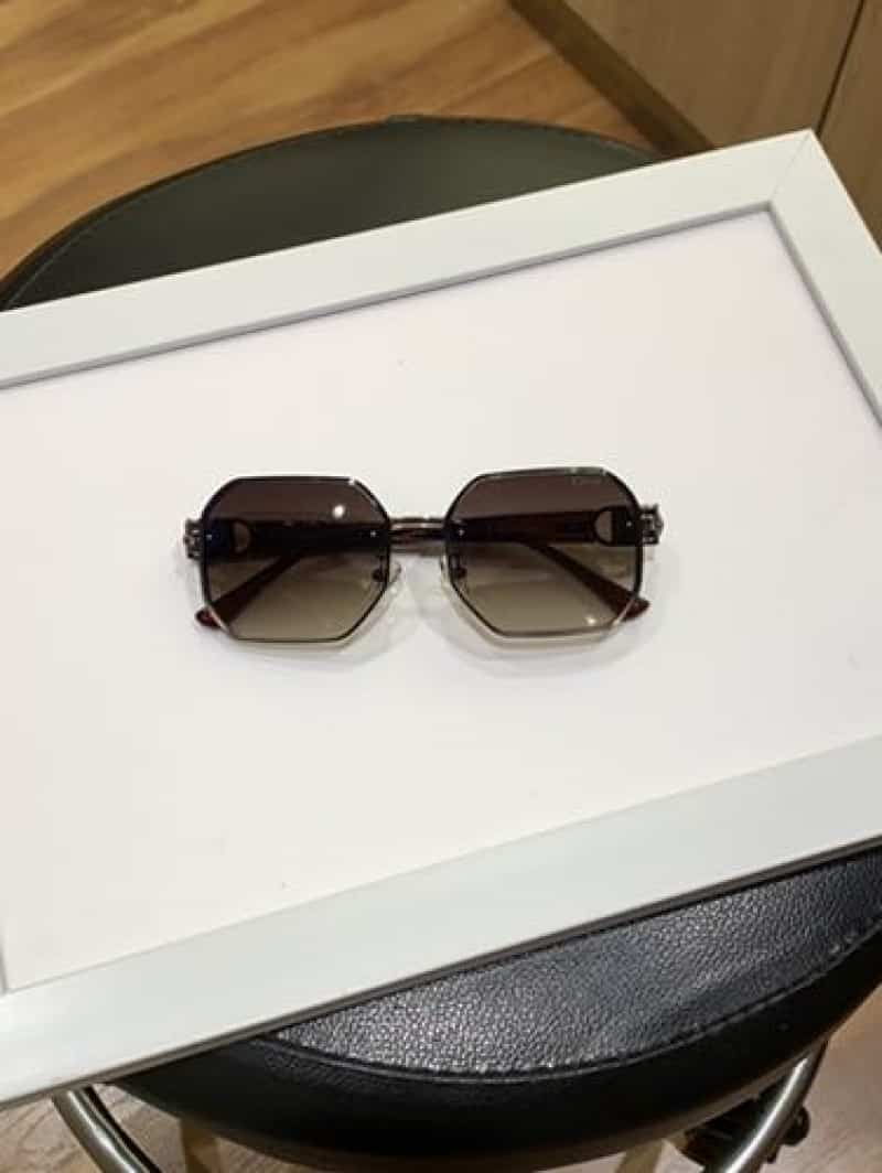 Dior.._279 brown