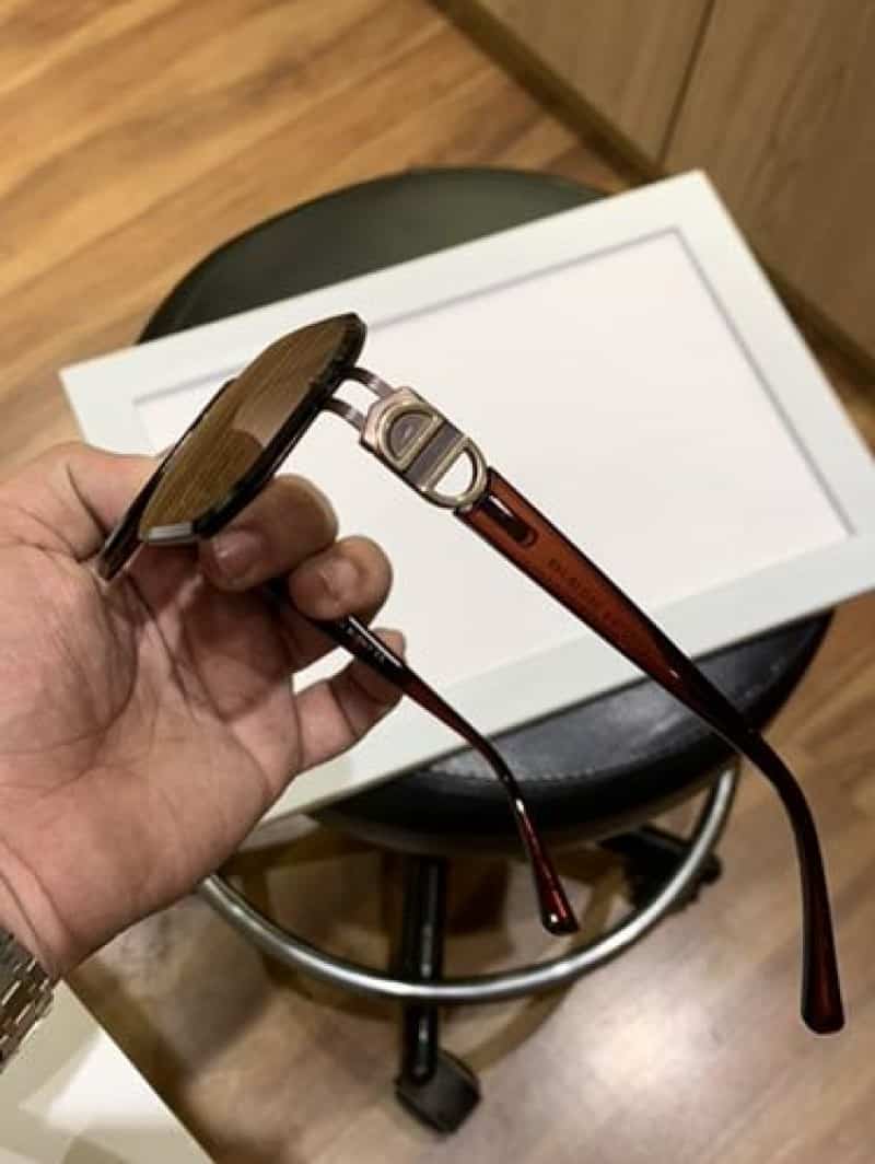 Dior.._279 brown