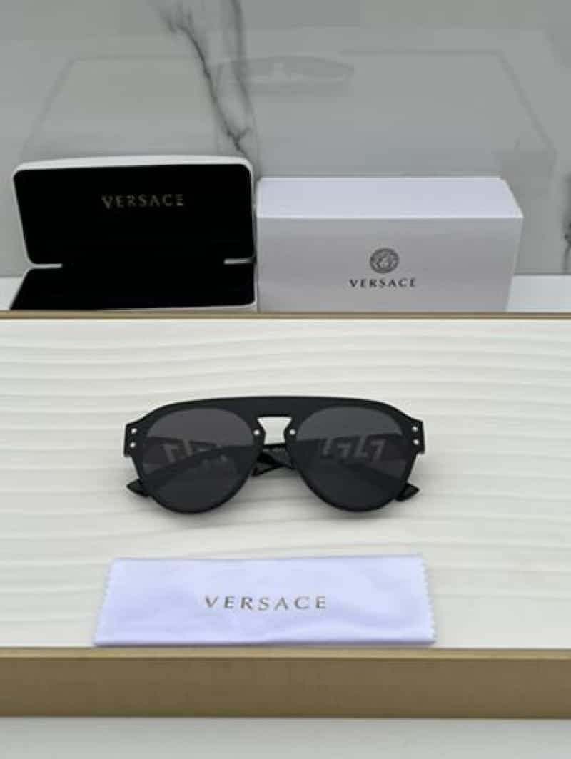 V3R$aCe 4420 black
