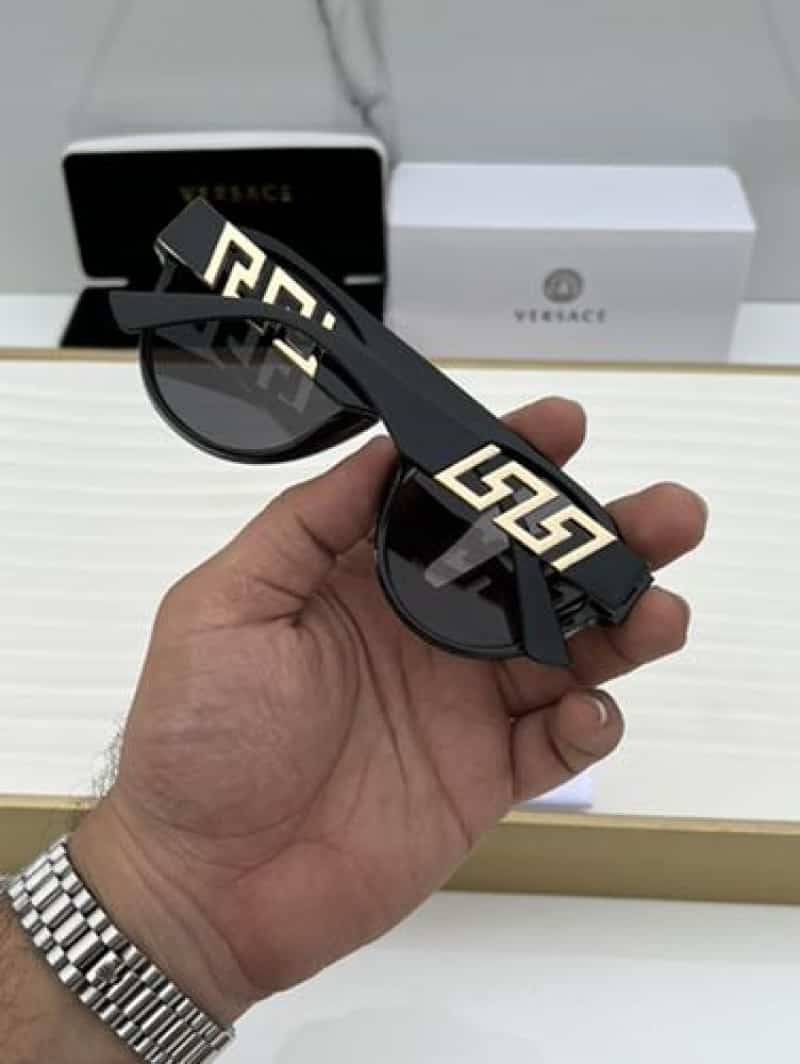 V3R$aCe 4420 black