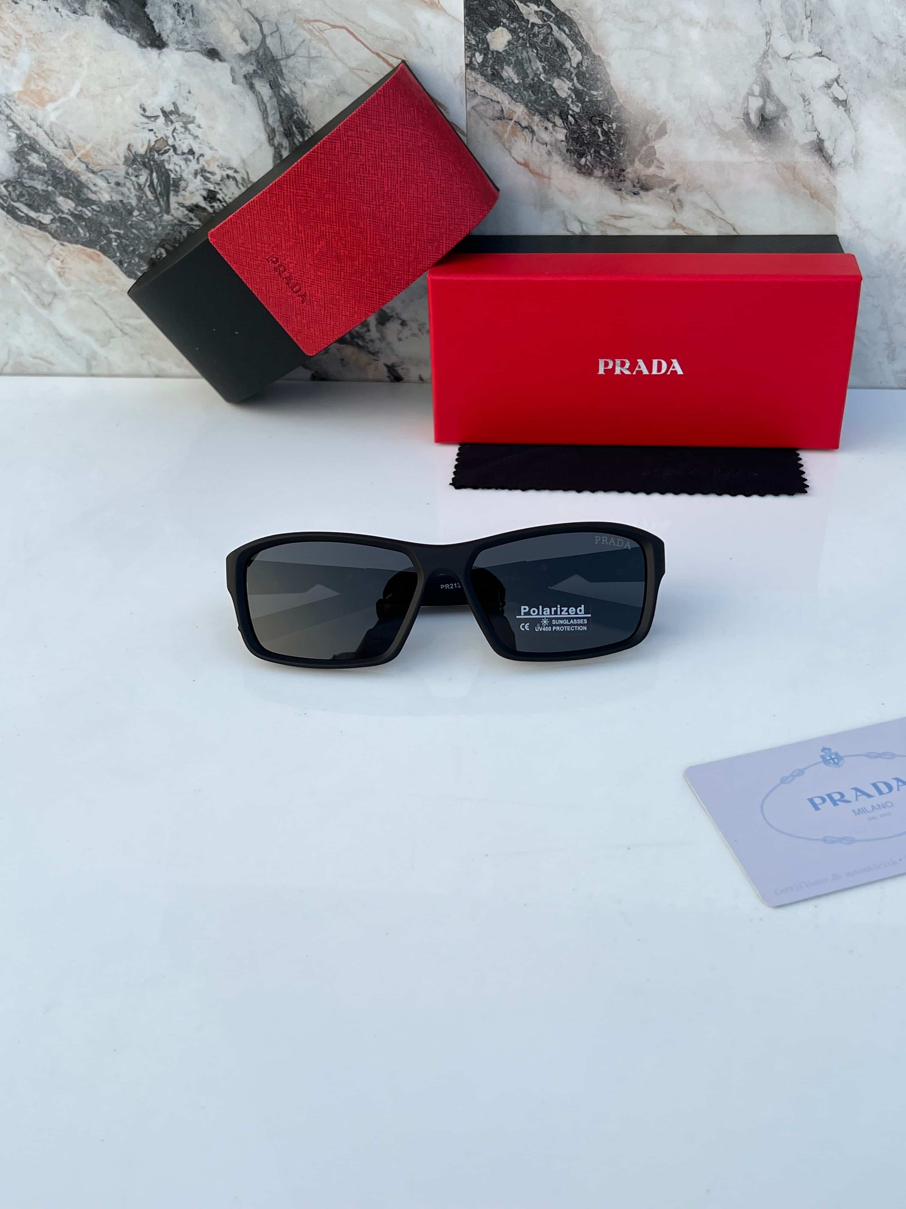 PRaDa_1319_matt_black