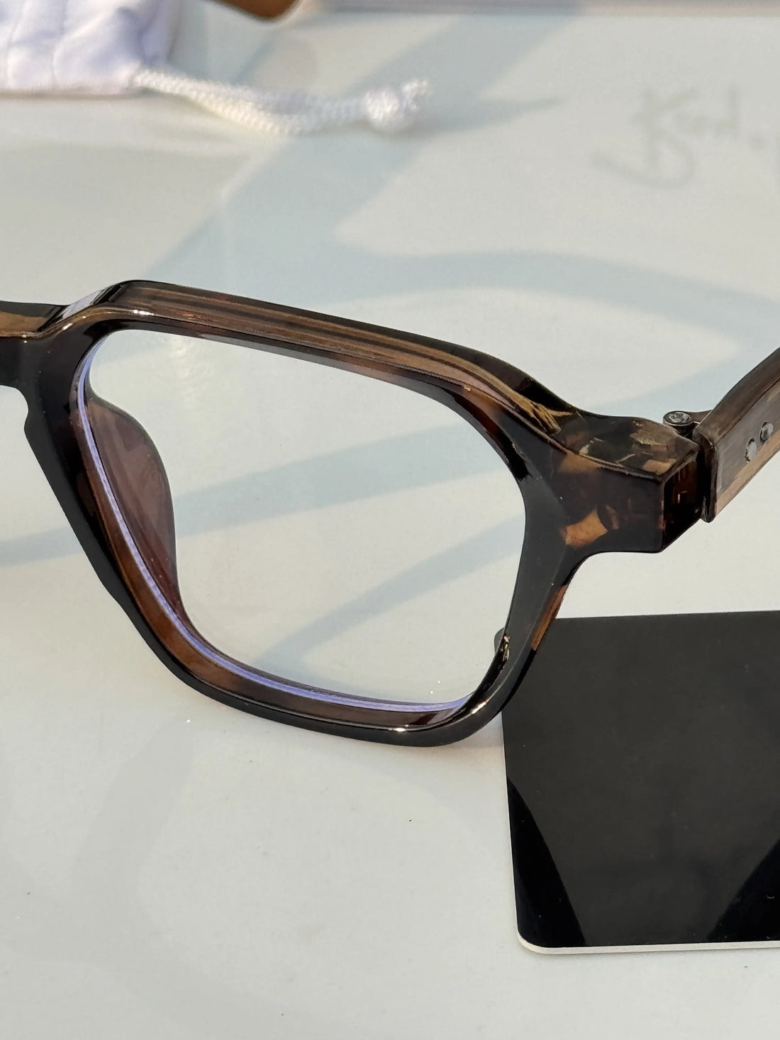 Raybann_1115_tiger_plano