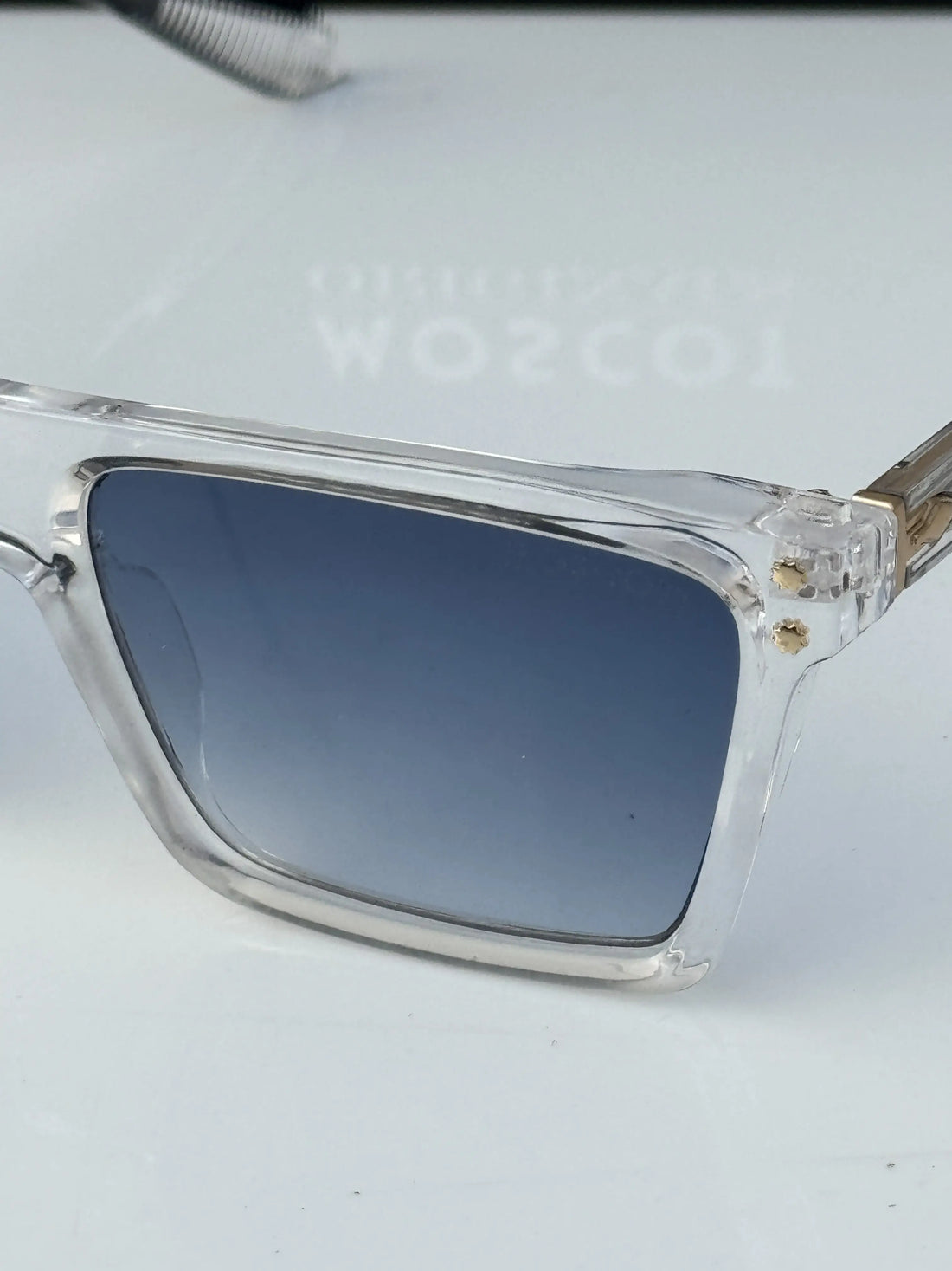 Moscot_60007_white_blue