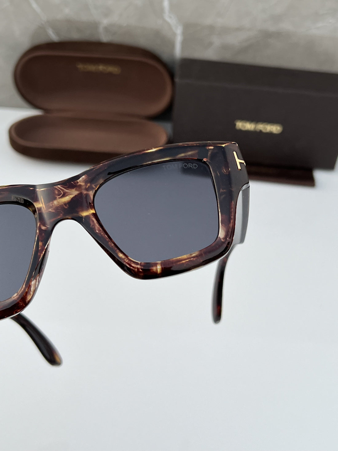 Tomforrd 4184 Tiger Black