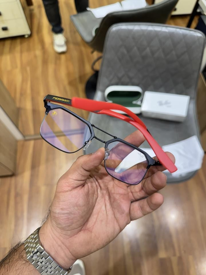 Rayban 04 Ferrari black plano