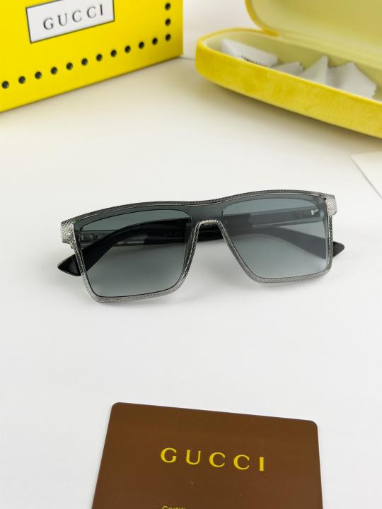 Gucci_gray_2203