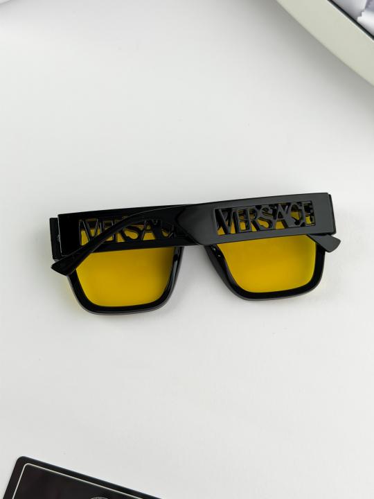 Versace yellow 4430