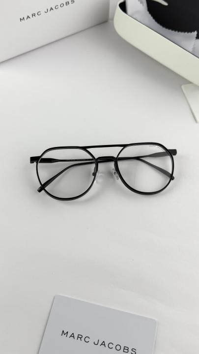 MARC JACOBS BLACK PLANO 9025