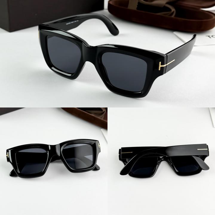 TOMFORD BLACK 184