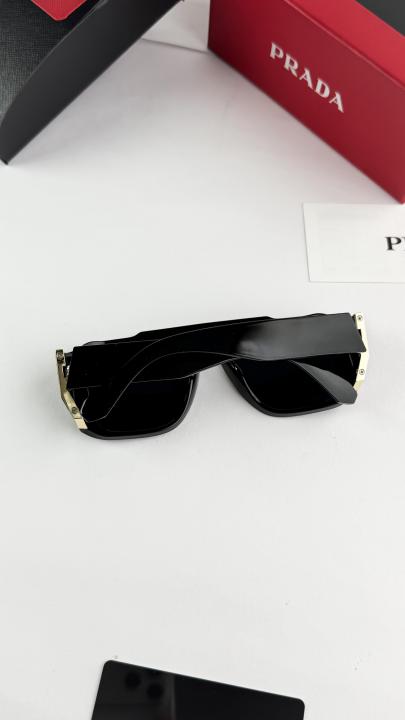 Prada_black_308