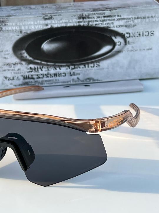 Oakleyy_4929_peach