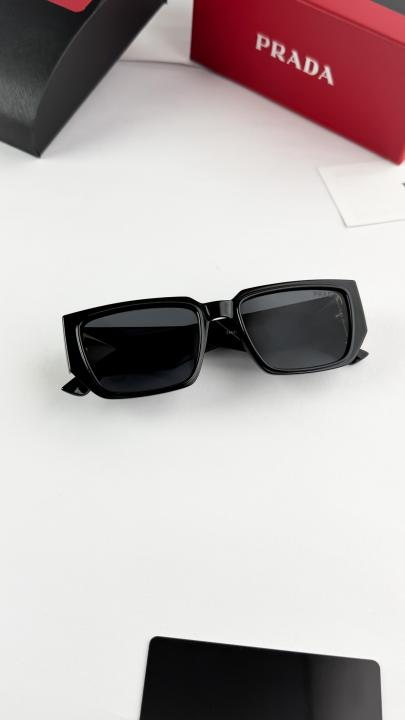 Prada_black_58043