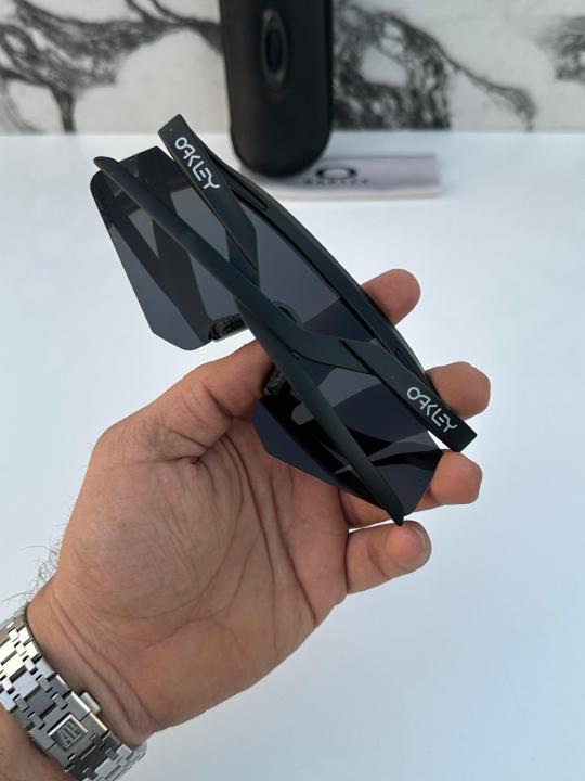 Oakley_hydra_4929_full_black