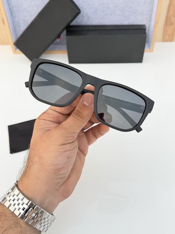 Tommy_hilfiger_2568_black_green