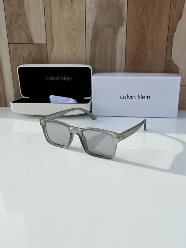 Calvin_klein_Y10_green