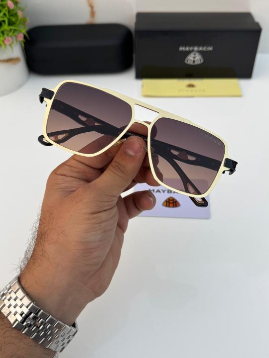 Maybach_72372_gold_brown