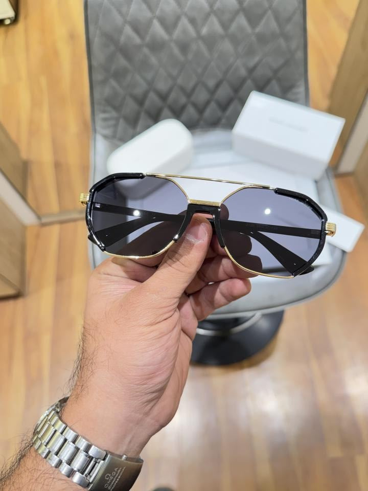 Marc_jacobs_2120_gold_black