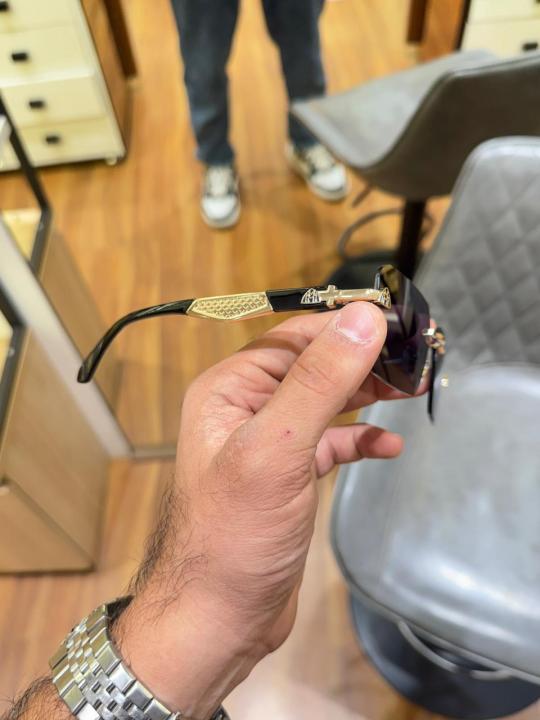 maybach 5029 gold black