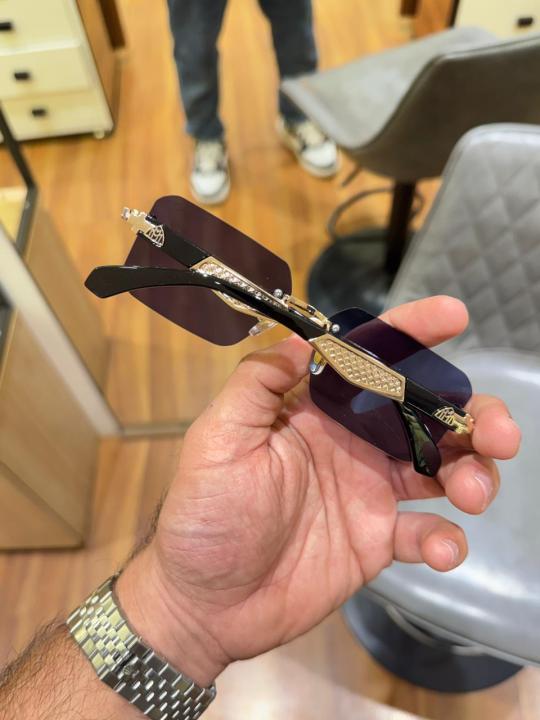 maybach 5029 gold black