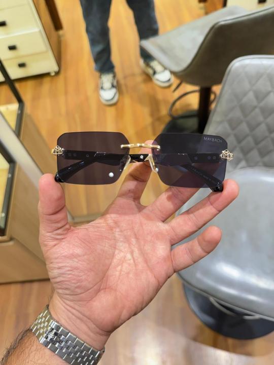 maybach 5029 gold black