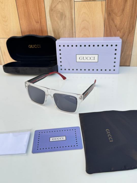 Gucci_1868_transparent_black