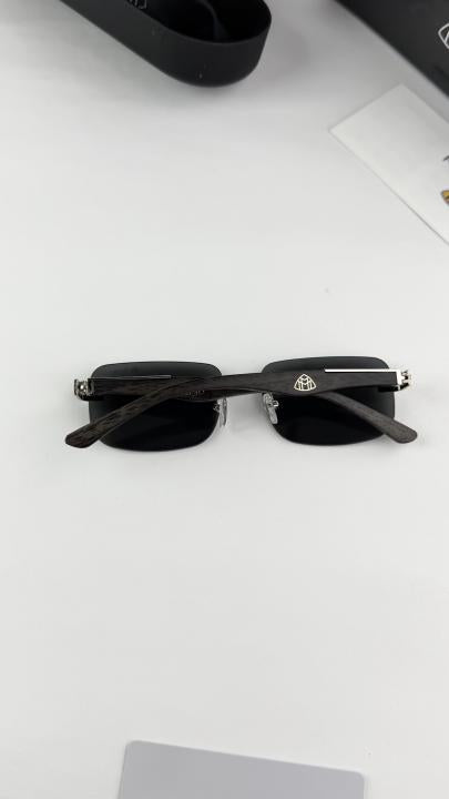 MAYBACH silver BLACK 1029