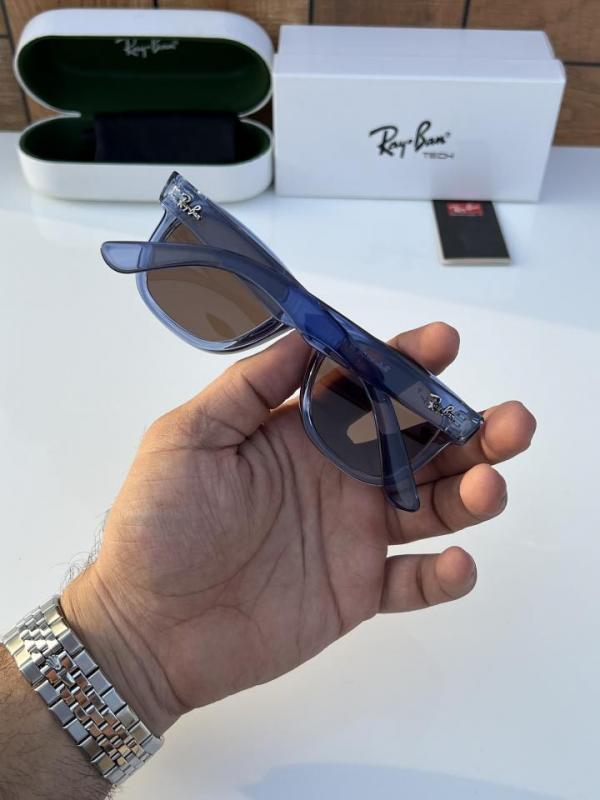 Rayy Bann. 0502 Reverse Blue