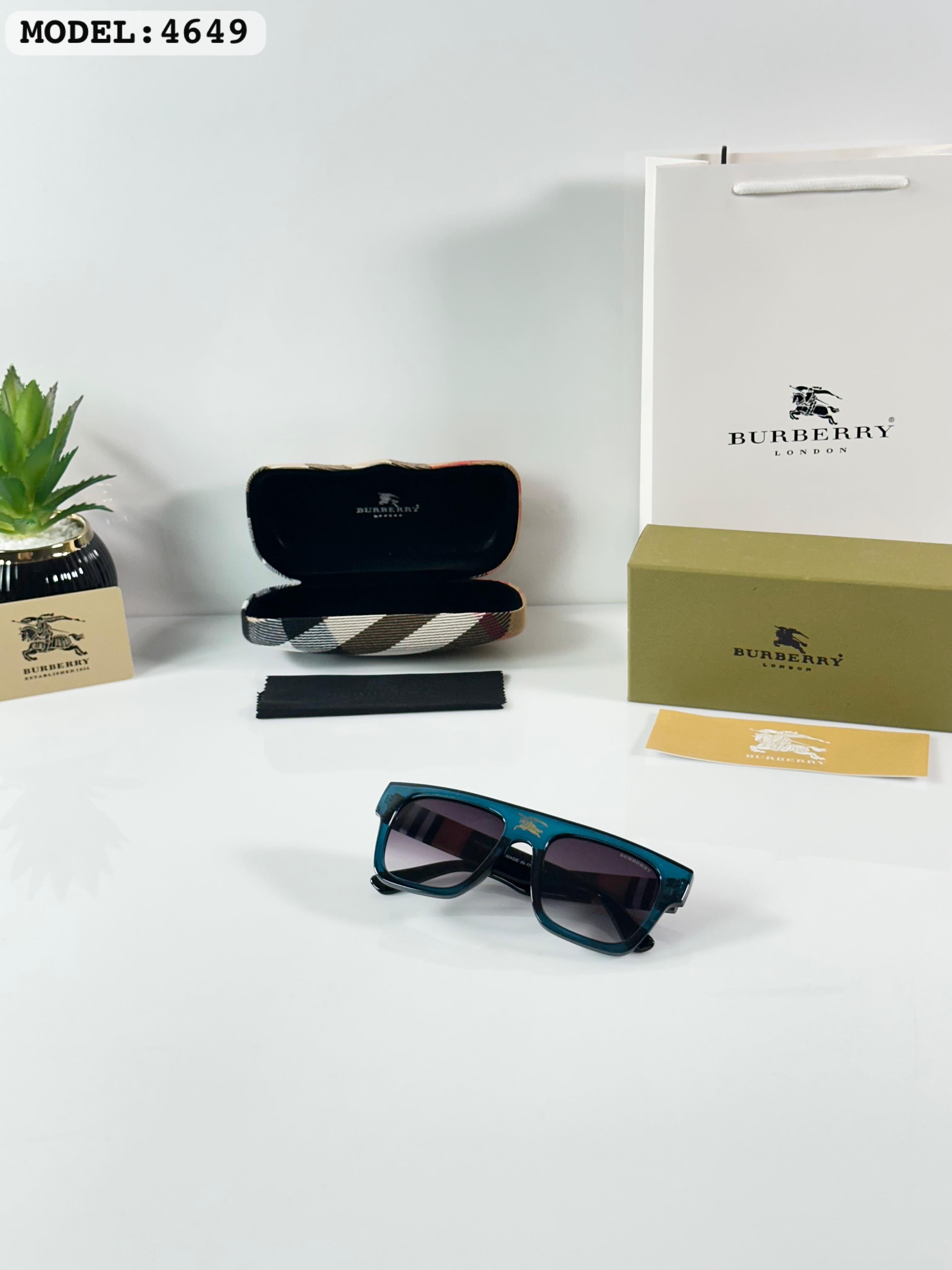 Burrberry 4649 Green Black DC