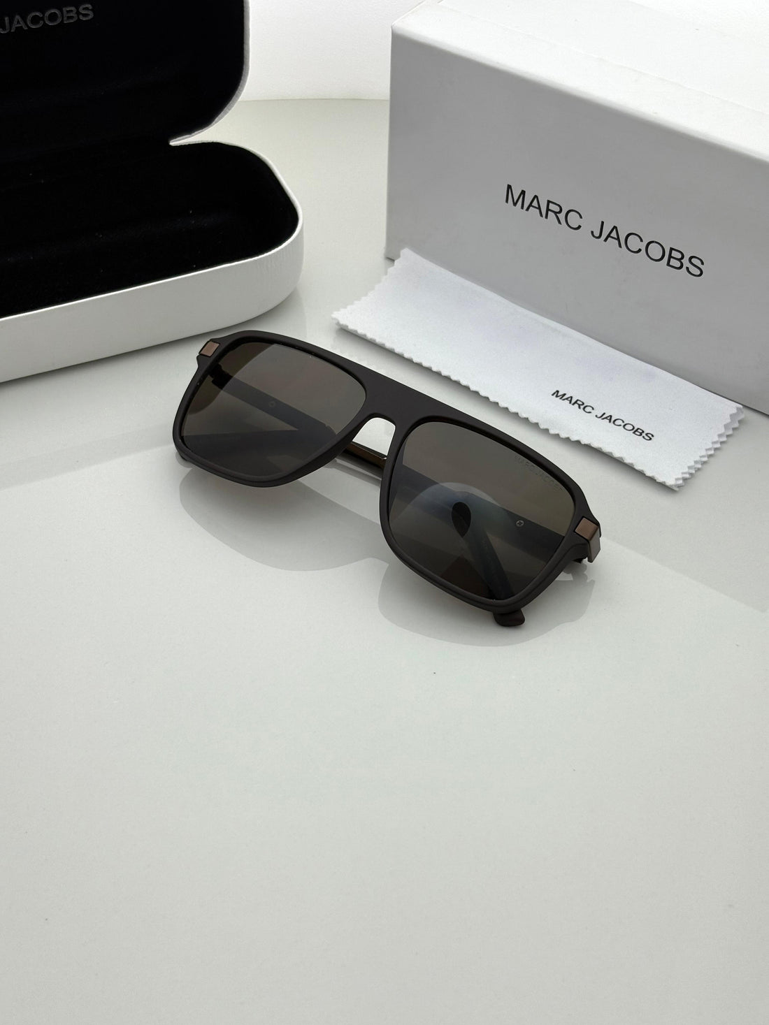 Marcc Jacobss 20493 Black